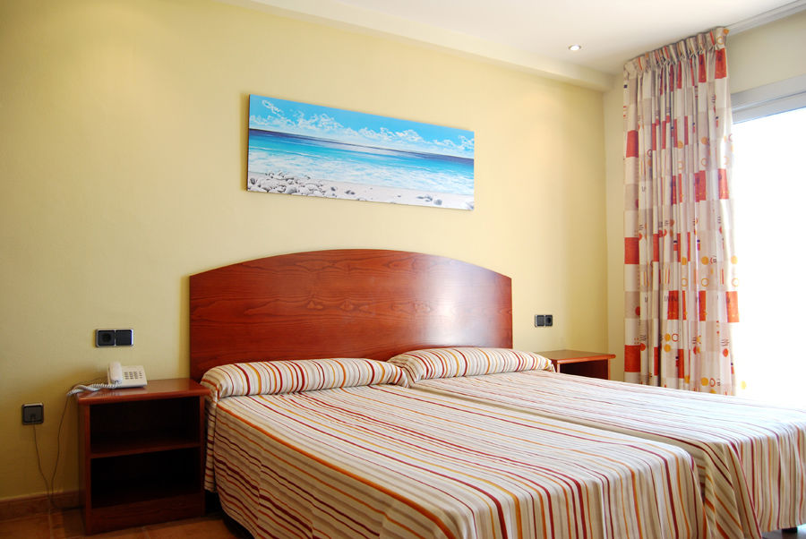 4R Miramar Calafell Hotel Exterior photo