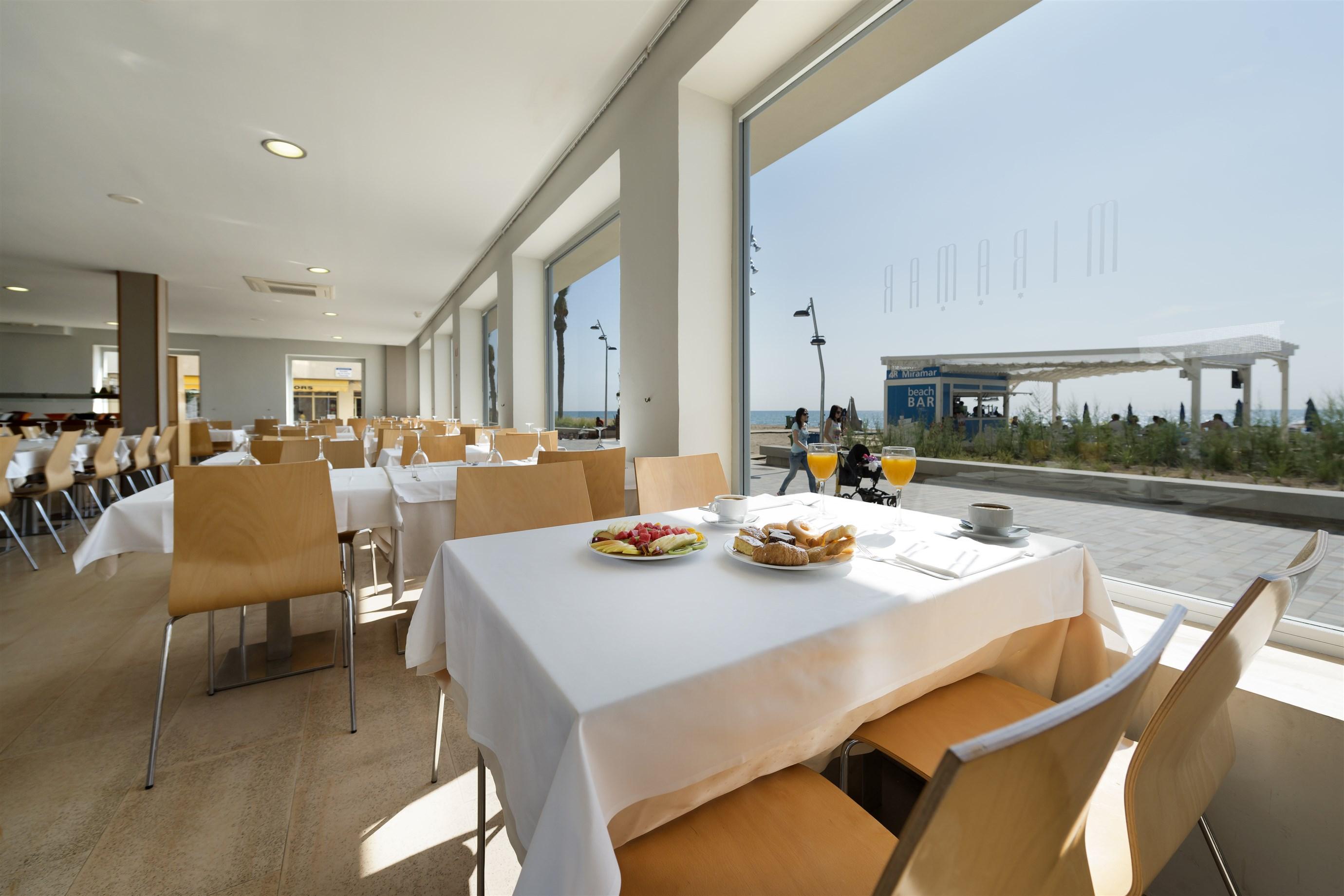 4R Miramar Calafell Hotel Exterior photo