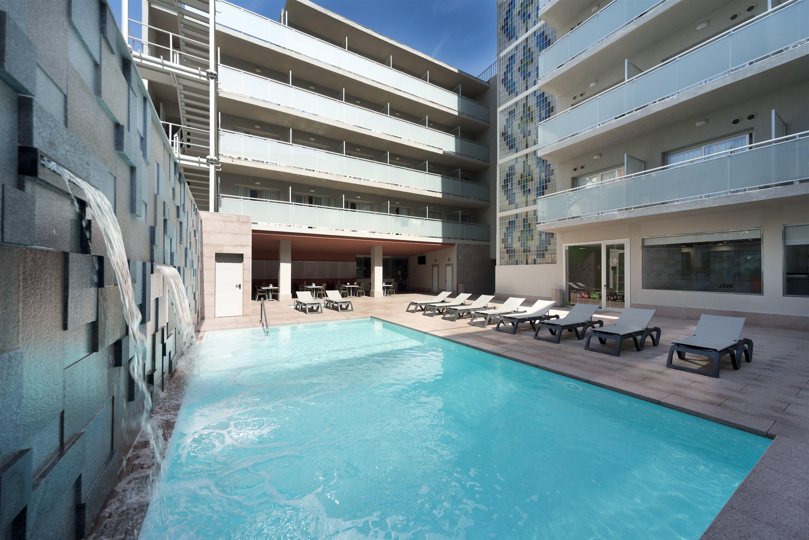 4R Miramar Calafell Hotel Exterior photo