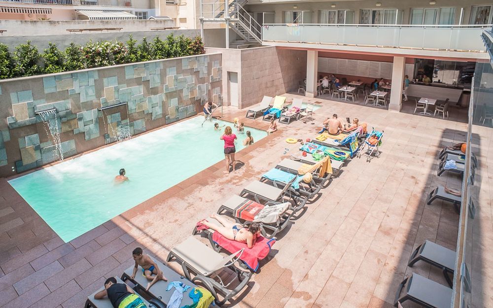 4R Miramar Calafell Hotel Exterior photo