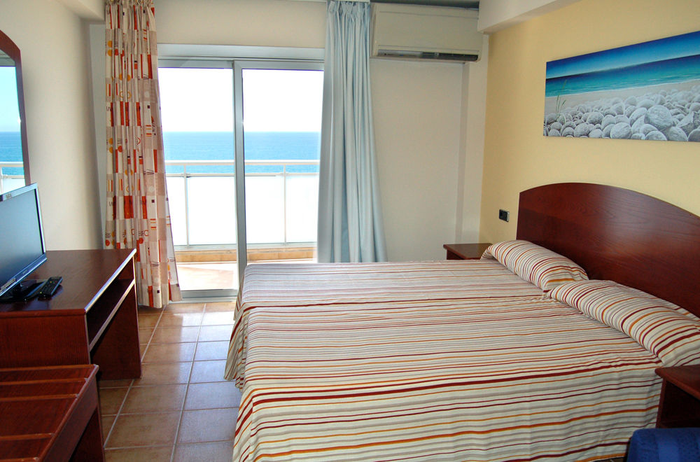4R Miramar Calafell Hotel Exterior photo